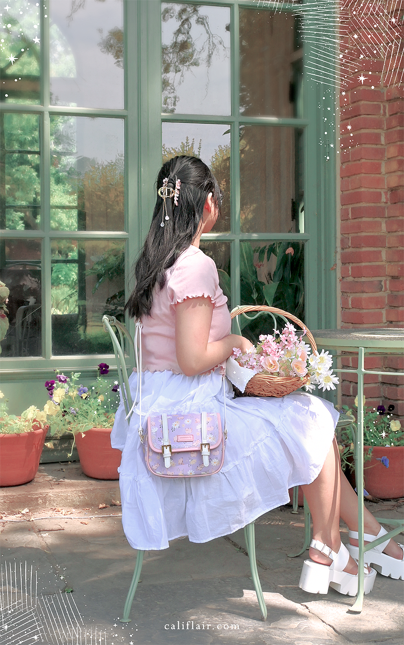 Daisy Kitty Crossbody Bag (Lilac)