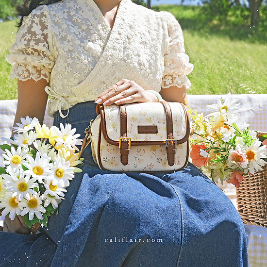 Daisy Kitty Crossbody Bag (Yellow)