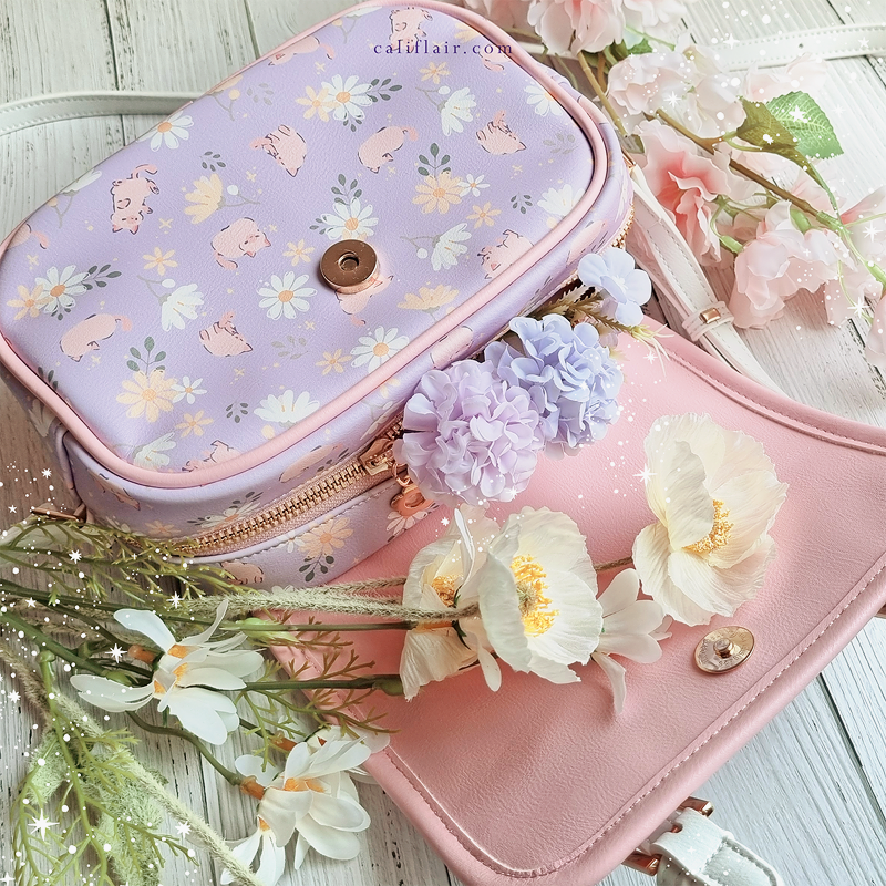 Daisy Kitty Crossbody Bag (Lilac)