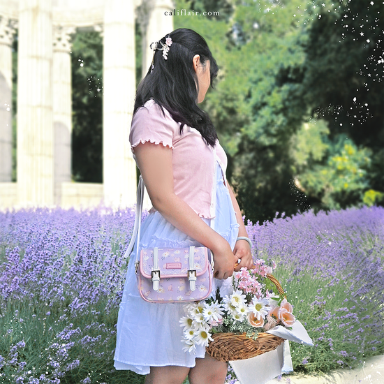 Daisy Kitty Crossbody Bag (Lilac)