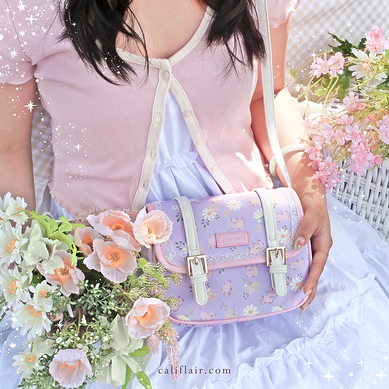 Daisy Kitty Crossbody Bag (Lilac)
